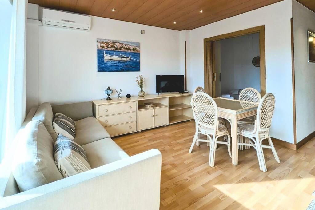 Apartamento Piscina En Platja Daro By Host&Joy Platja d'Aro Exterior foto